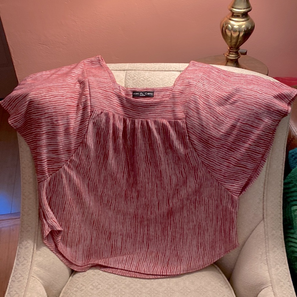 Adorable top